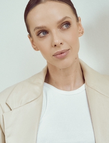 Vanilla Models - Ivana