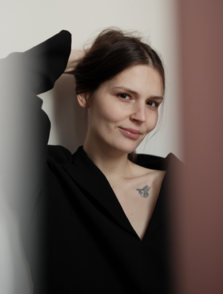 Vanilla Models - Julia M