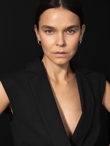 Vanilla Models - Monika R